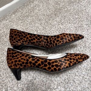 Nine West cheetah print kitten heel 7.5